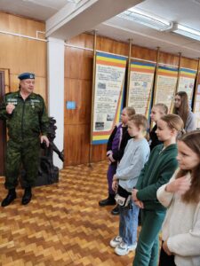 В музей боевой и трудовой славы нашего колледжа пришли гости из сборной …