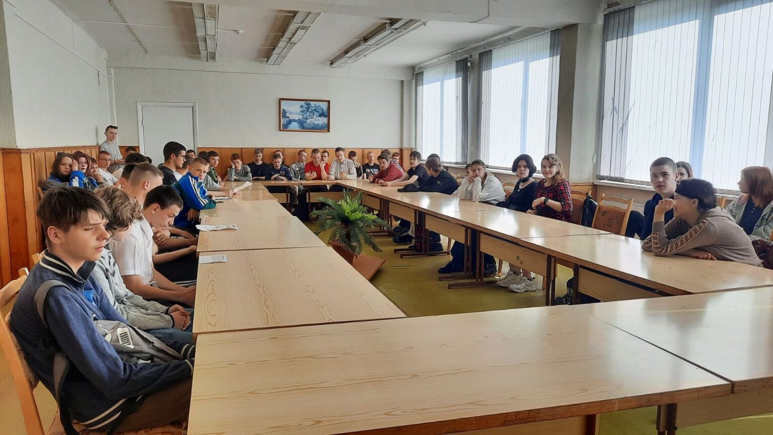 Куратором группы 15 было проводено «Шаг», направленное на воспитание чувства гордости за историю своей страны и её знаменитых людей,а также привит её уважения к природному и историко-культурному наследию белорусского народа.