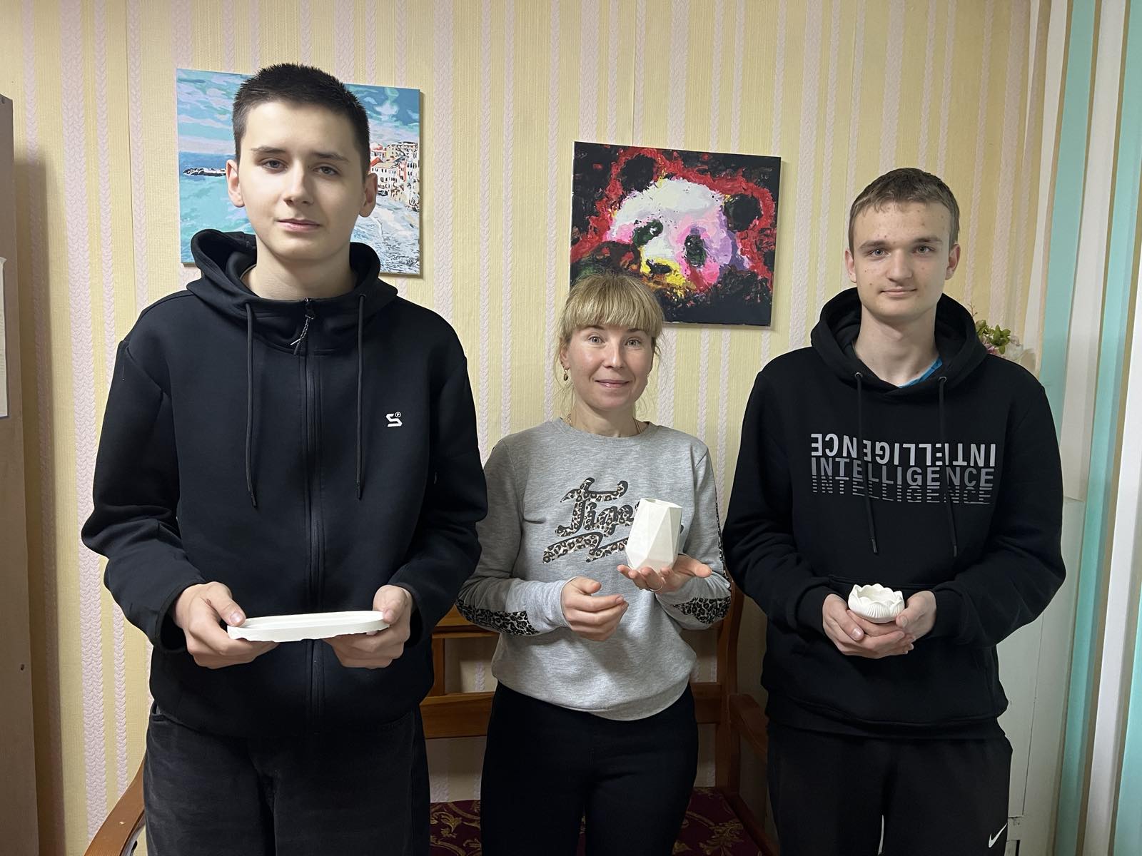 ✅Воспитатель общежития Пицуренко М.А. с учащимися провела мастер– класс «Гипсовые фантазии»