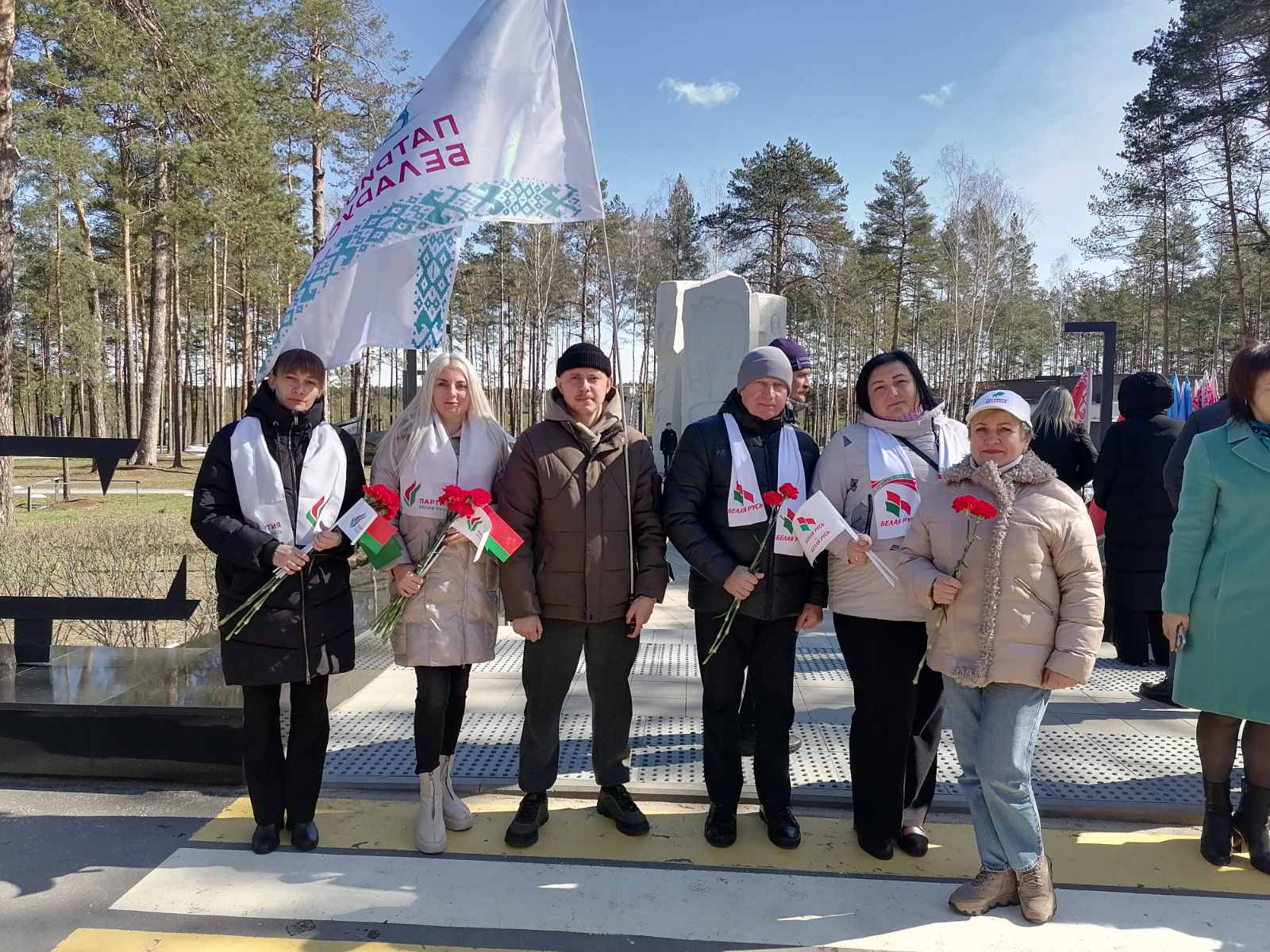 Никогда не забудем. Никогда не простим… Митинг-реквием прошел в память об узниках фашистских лагерей
