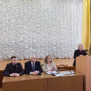 Тему «Пятилетка качества — итоги года благоустройства»