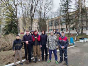 11 апреля 2026 года в УО «Калинковичский государственный колледж мелиорации» прошел субботник