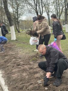 В УО «Калинковичский государственный колледж мелиорации» прошел Республиканский субботник 2026